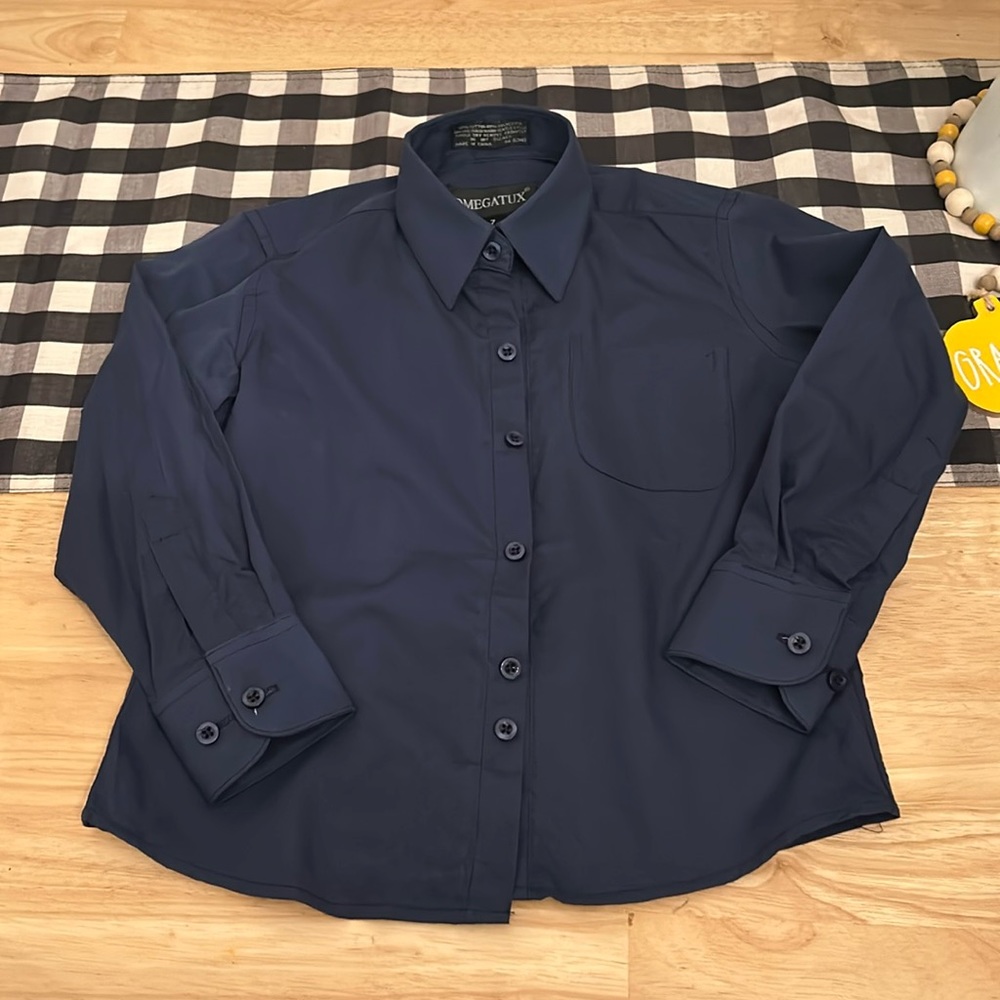 NWOT Boys Dress Shirt